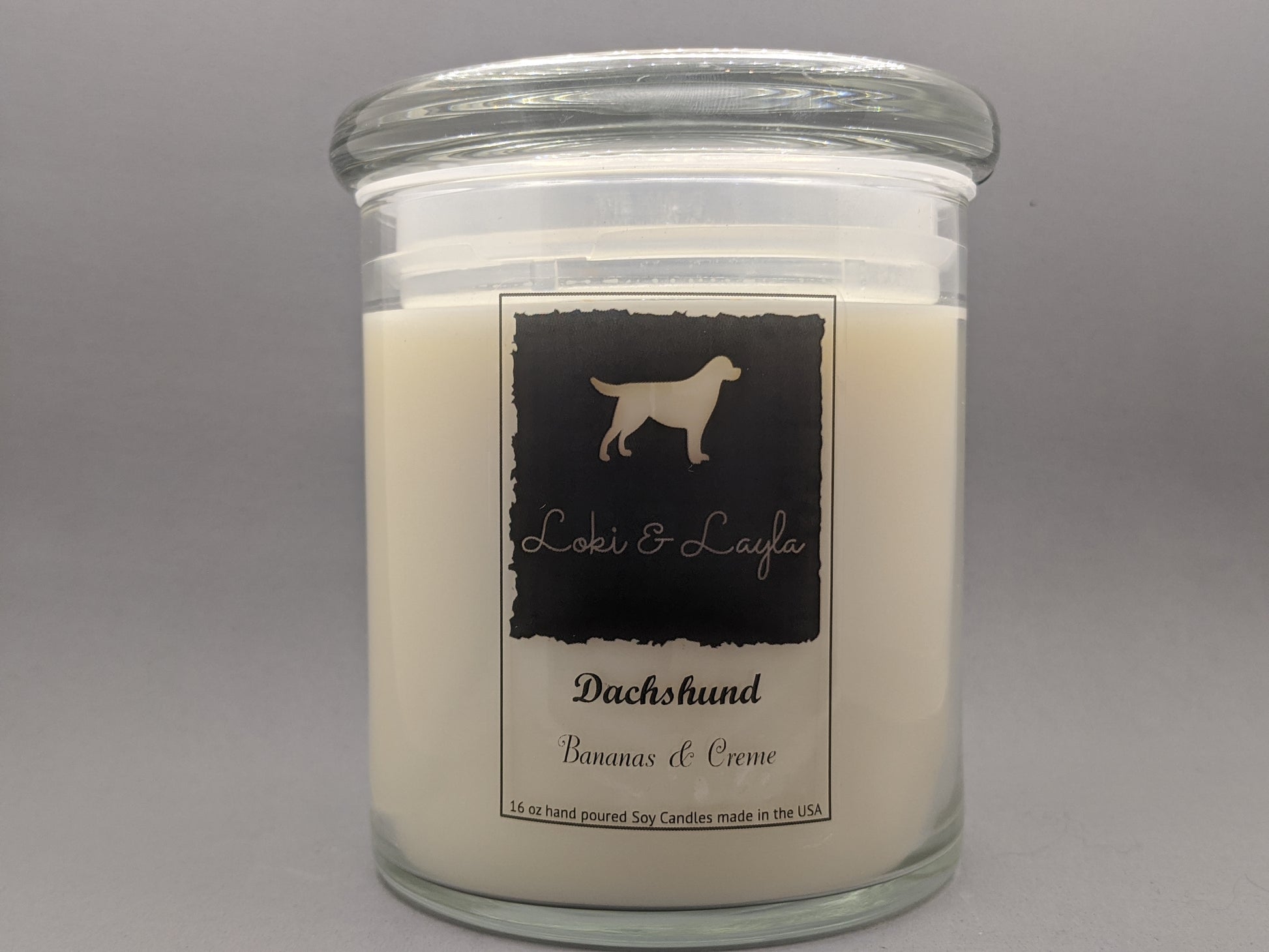 Dachshund - Bananas & Creme 16.5oz candle image 0